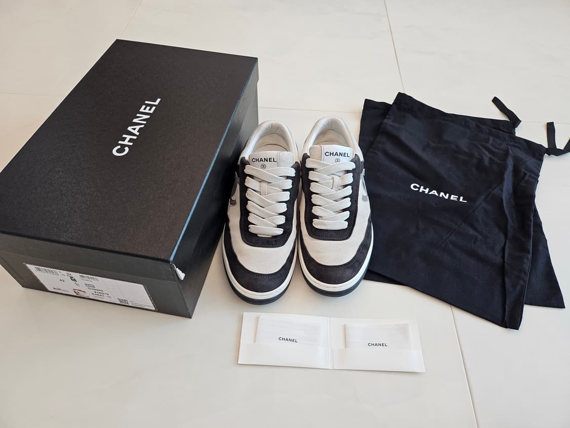 샤넬 스니커즈 스웨이드 키드스킨 42 상품이미지1