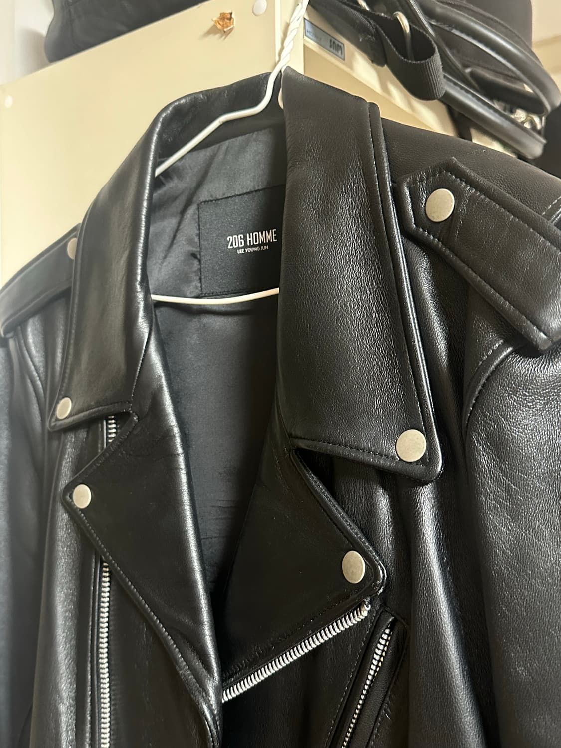 206옴므 가죽자켓 52사이즈 팝니다 상품이미지2