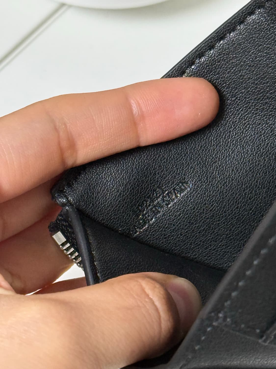 Loewe 스몰 수직 지갑 블랙 상품이미지5