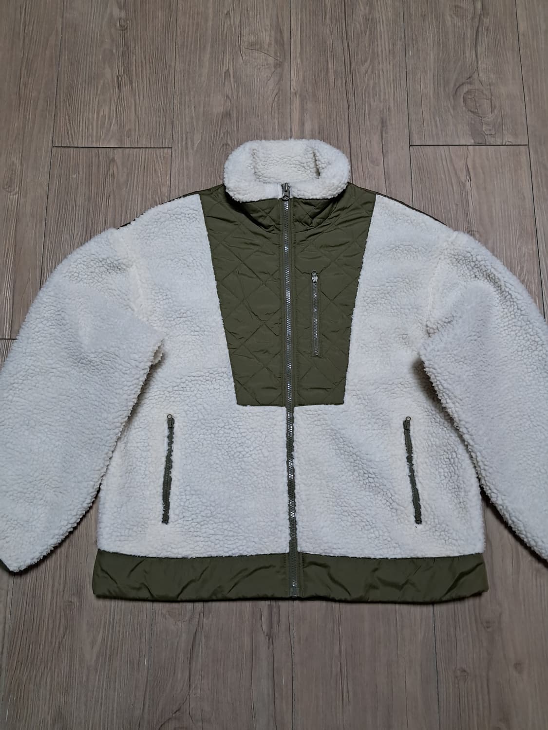 에잇세컨즈 여성 뽀글이 집업 S 상품이미지3