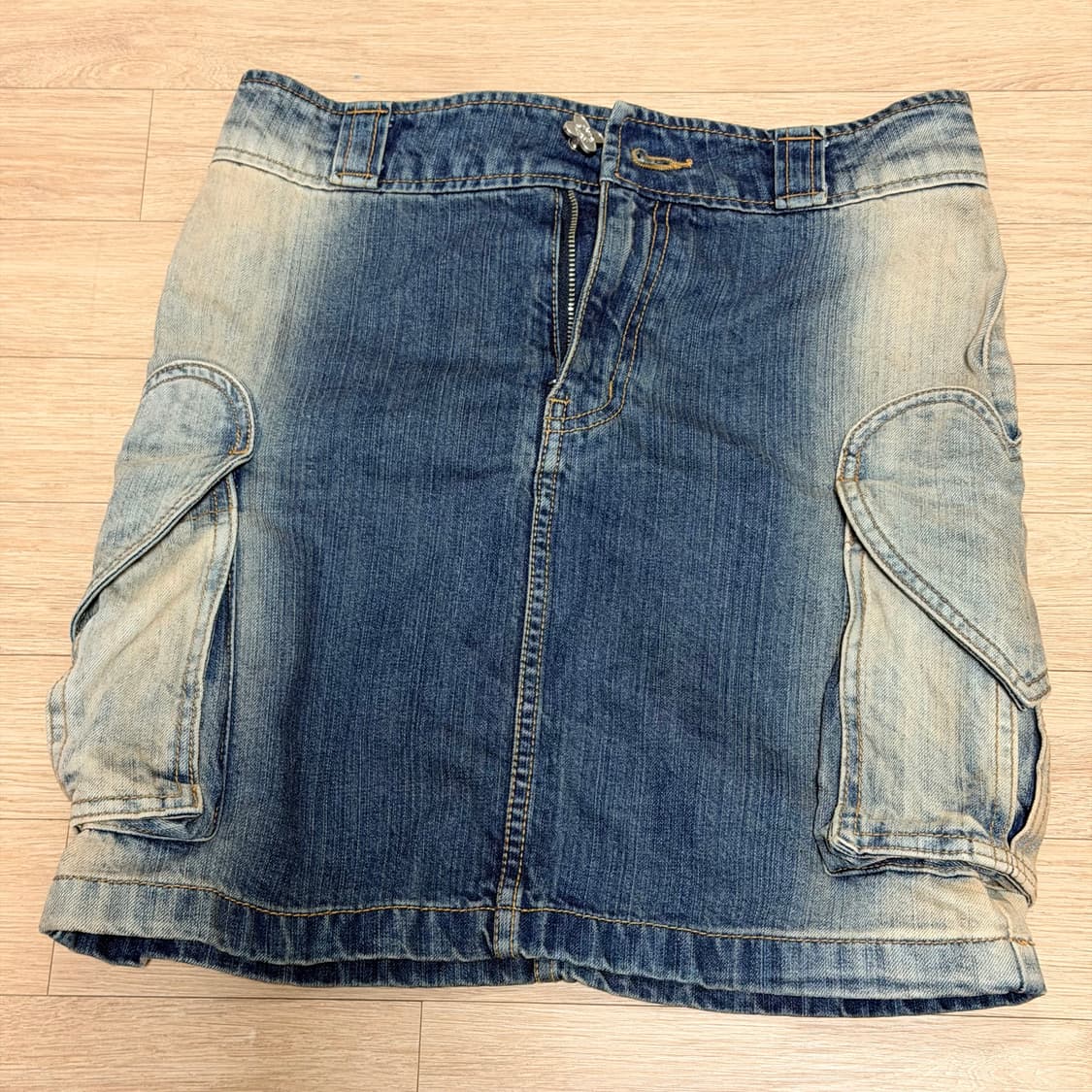 더뮤지엄비지터 하트 포켓 워시드 데님 스커트(HEART POCKET WA 상품이미지3