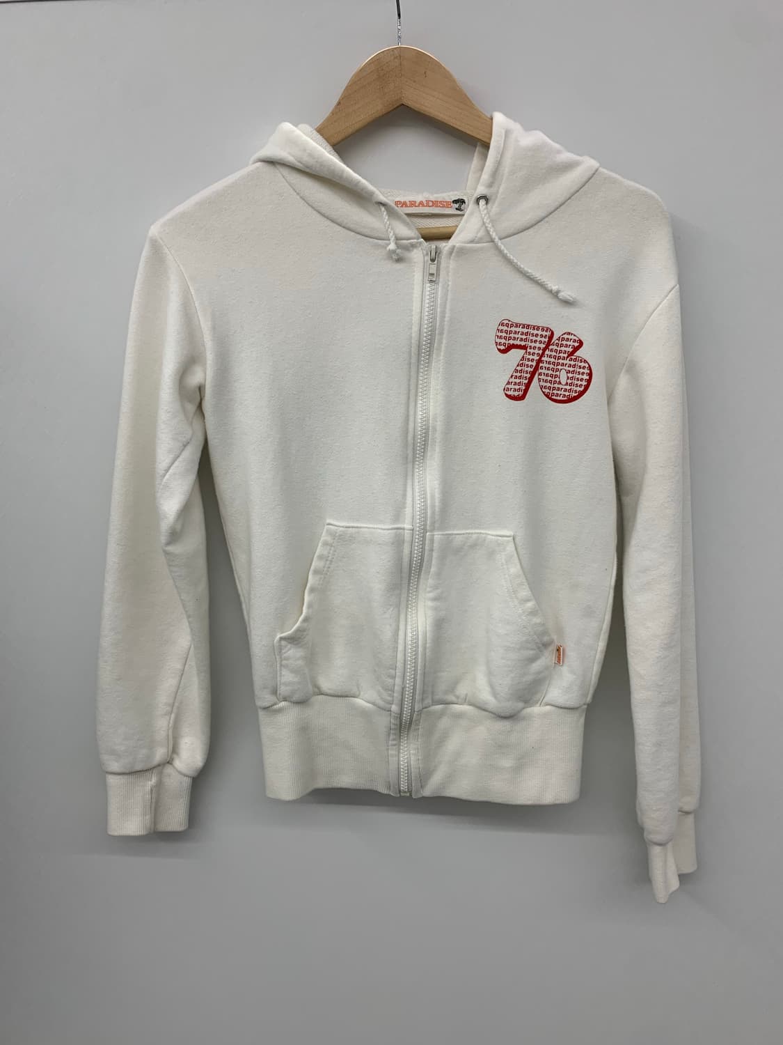 화이트 슬림핏 프린팅 후드집업 상품이미지4