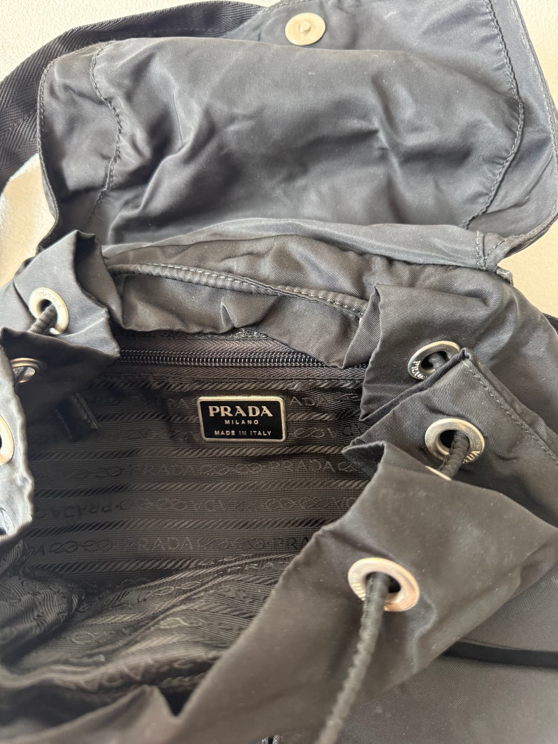 프라다(PRADA) 나일론백팩(내부포켓 지퍼 opti zip,ITALY) 상품이미지9