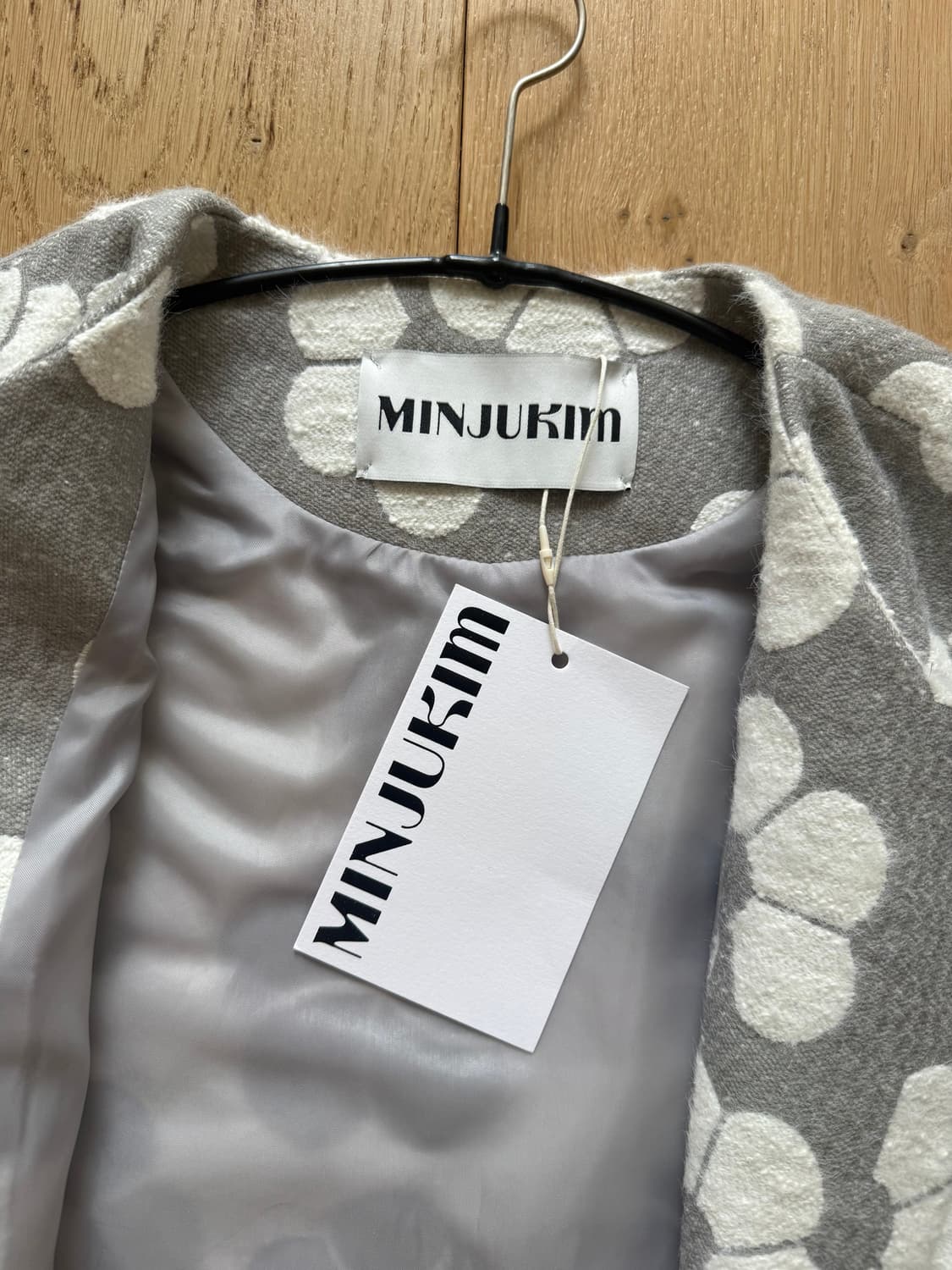 MINJUKIM FW22 BARI 플라워 자켓 상품이미지4