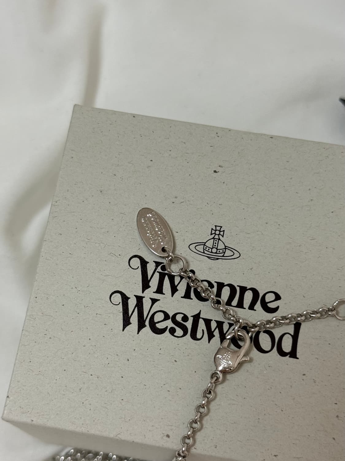 비비안웨스트우드 미니바스 릴리프 실버 새상품급 컨디션 상품이미지5