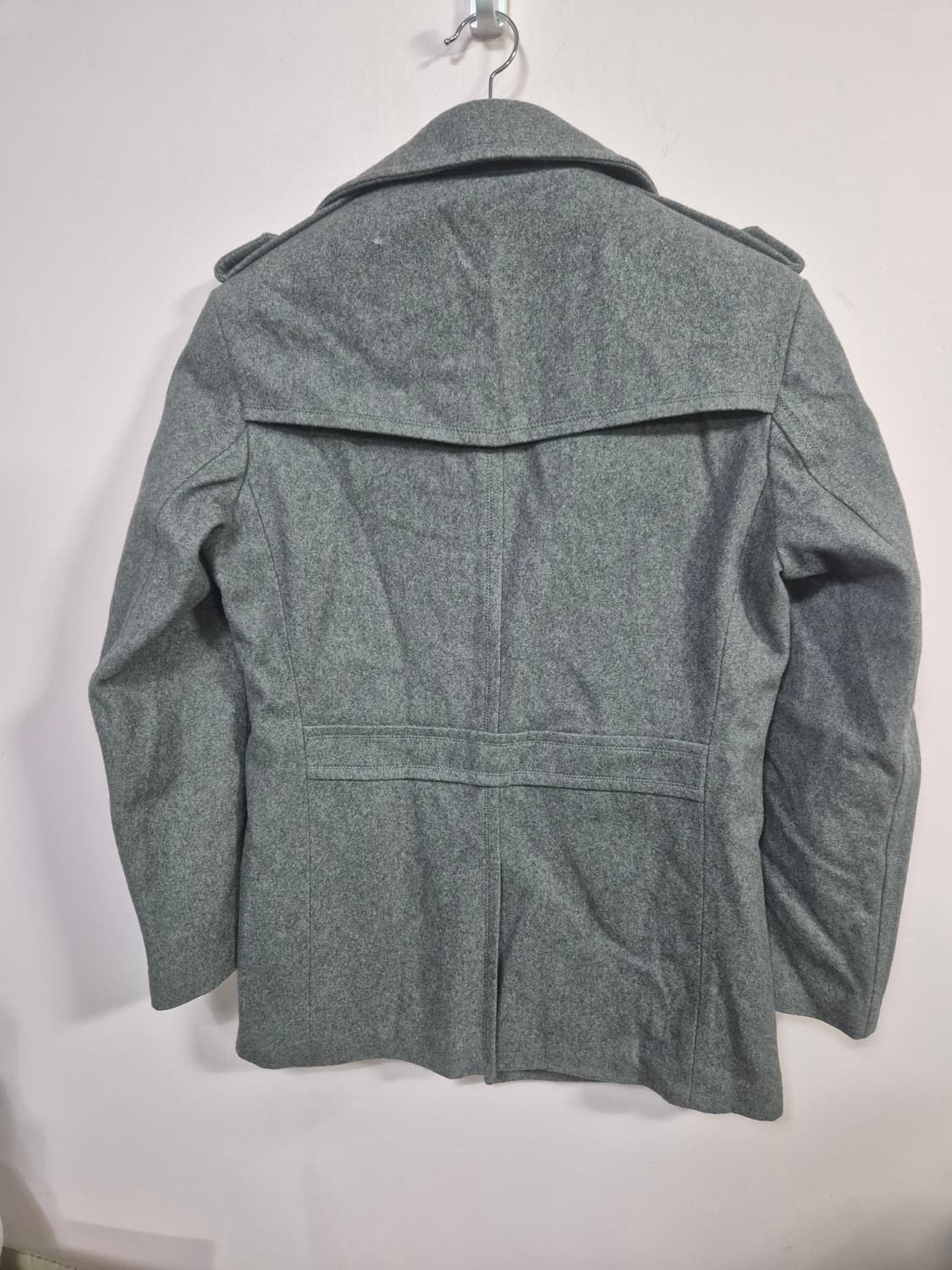 워모(luom9)모직  회색 숏 코트 상품이미지3