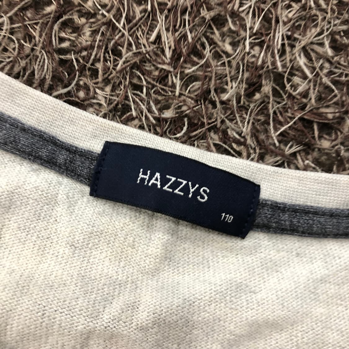 110 헤지스 스트라이프 니트 상품이미지4