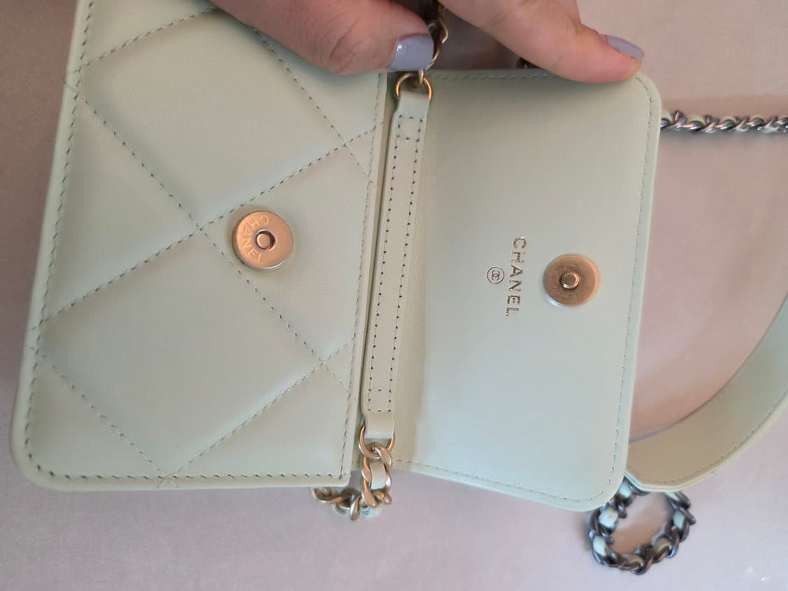 정품 샤넬 19 미니백 상품이미지7