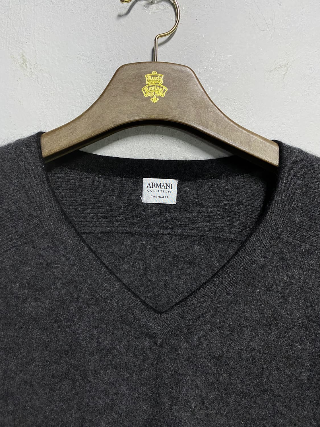 알마니 꼴레지오니 100% 케시미어 브이넥 스웨터 M 상품이미지2