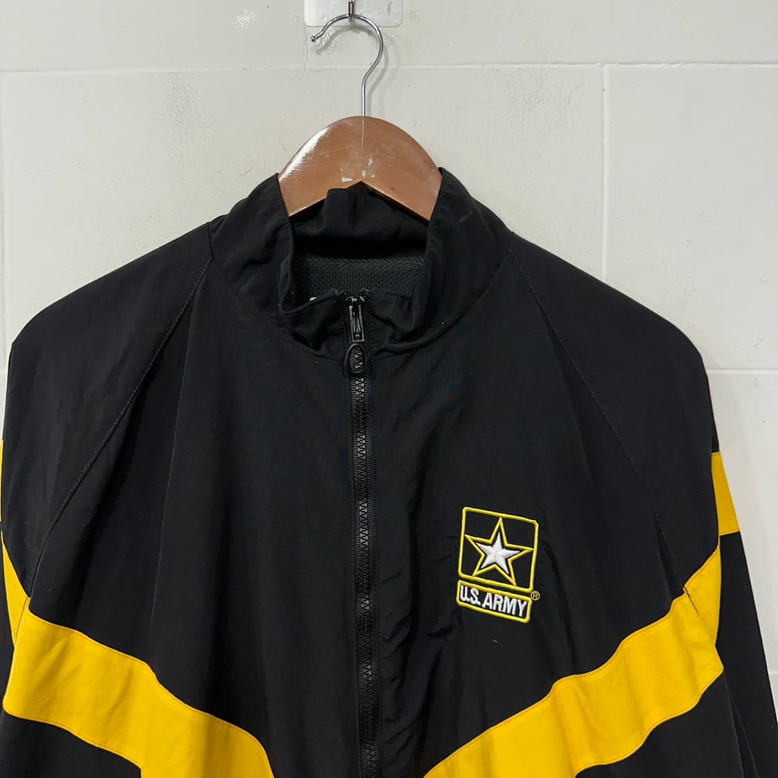 US ARMY APFU 미군바람막이 상품이미지3
