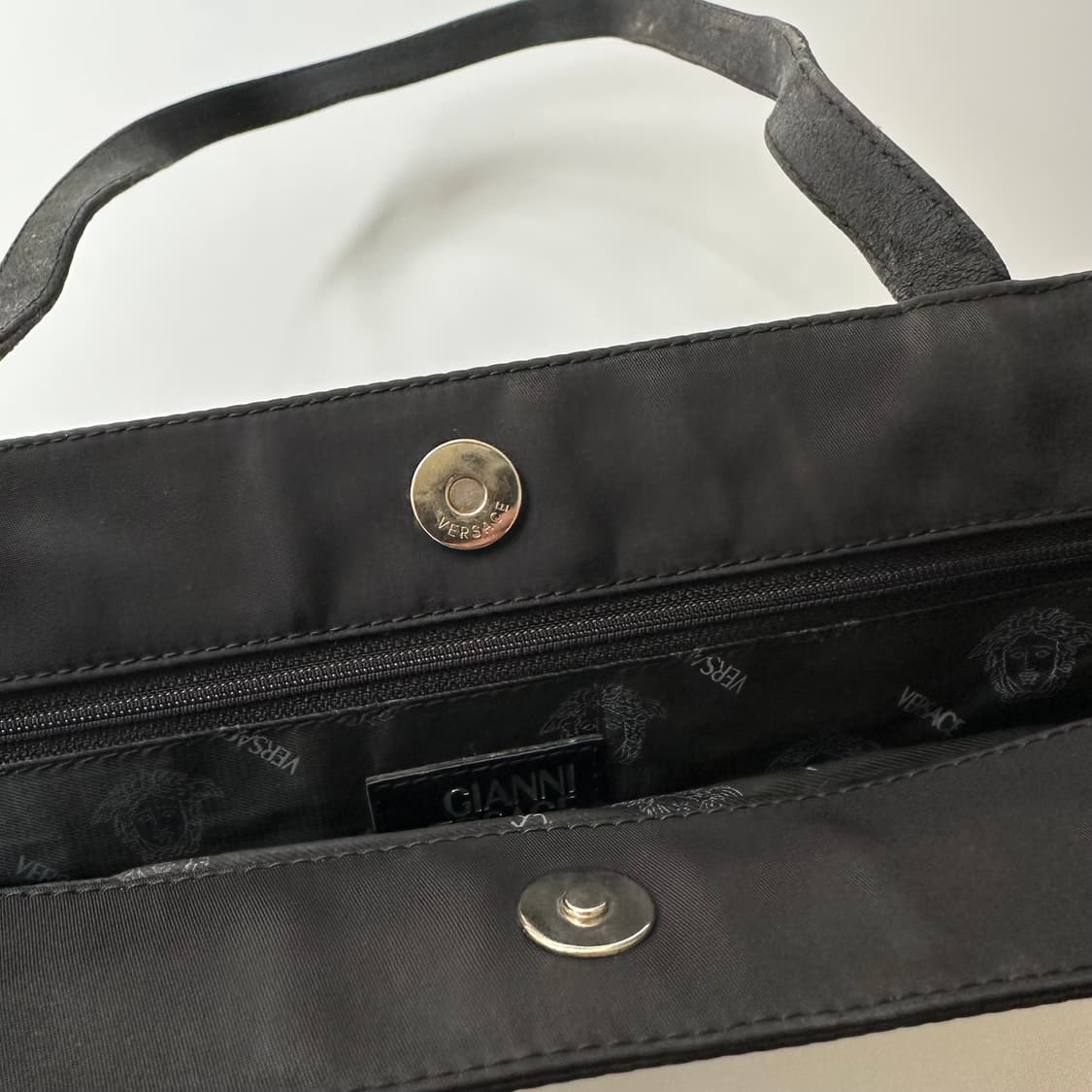 지아니 베르사체 gianni versace 메두사 토트백 상품이미지7