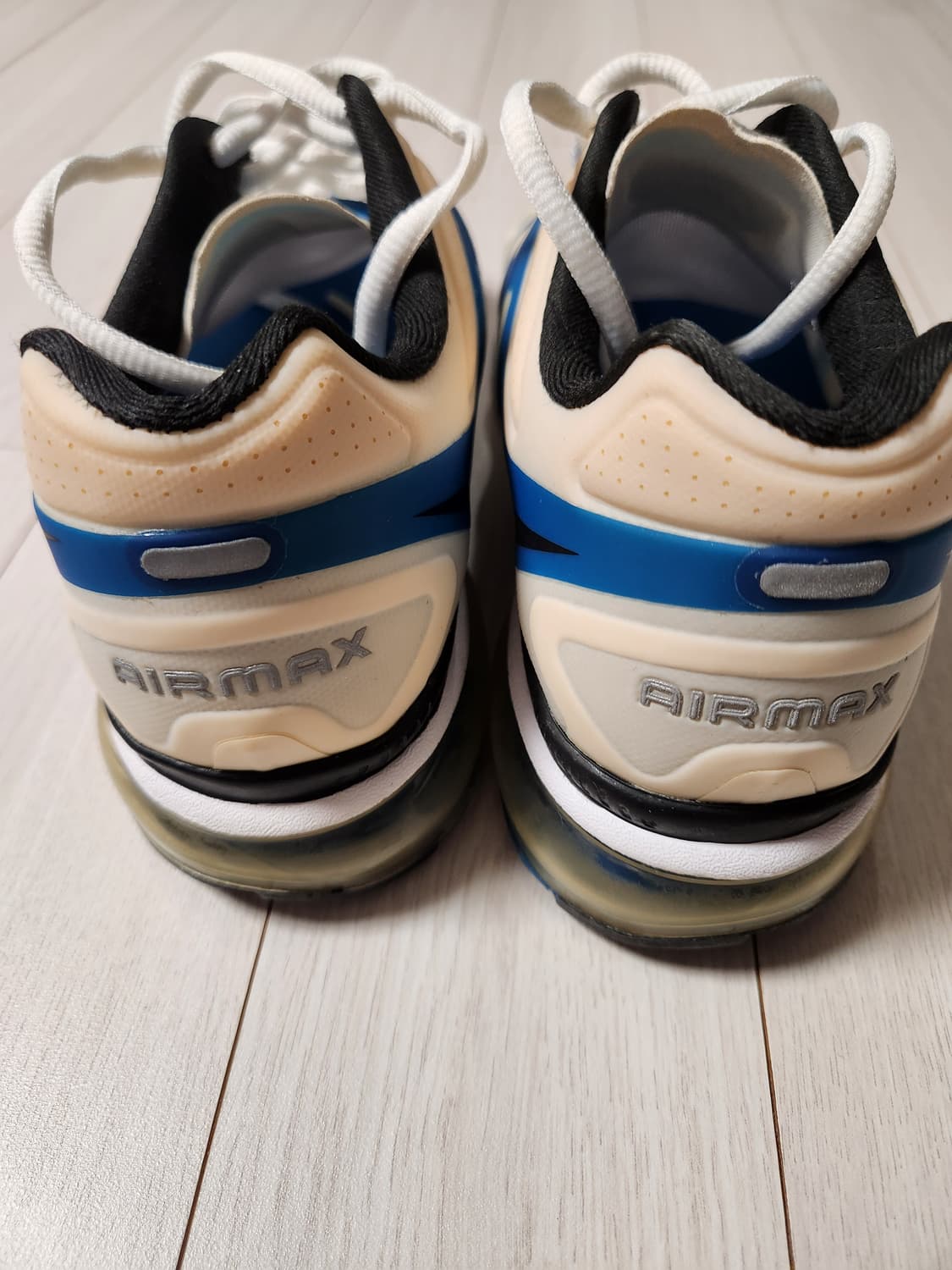 나이키 운동화 에어맥스 사이즈250

몇번 안신고 보관만 해서 자연스럽게 상품이미지4