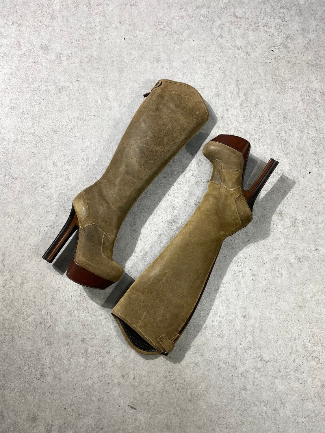 [35] FENDI 펜디 이태리 메이드 스웨이드 부츠 상품이미지1