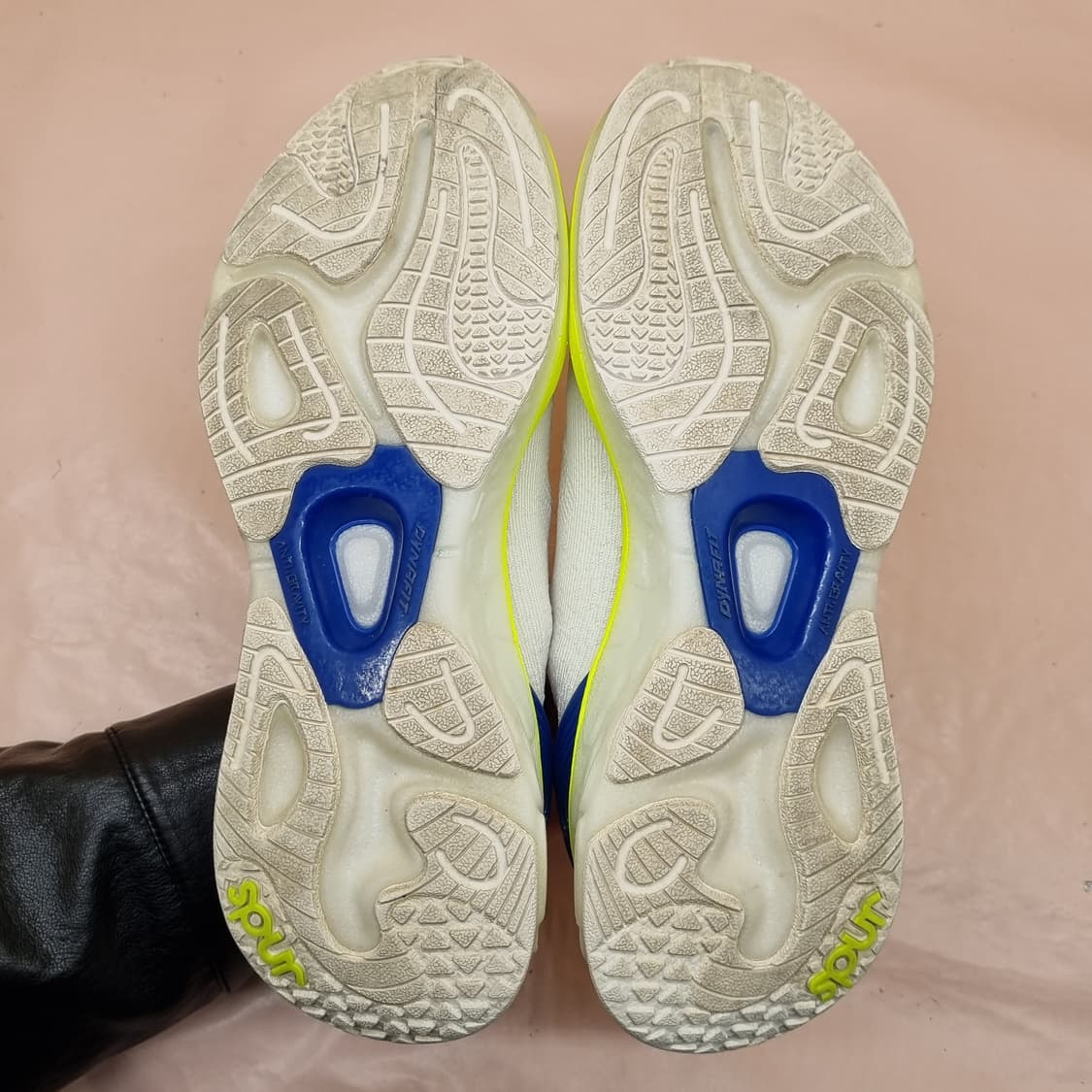 다이나핏 니트 여성 런닝화245 상품이미지3