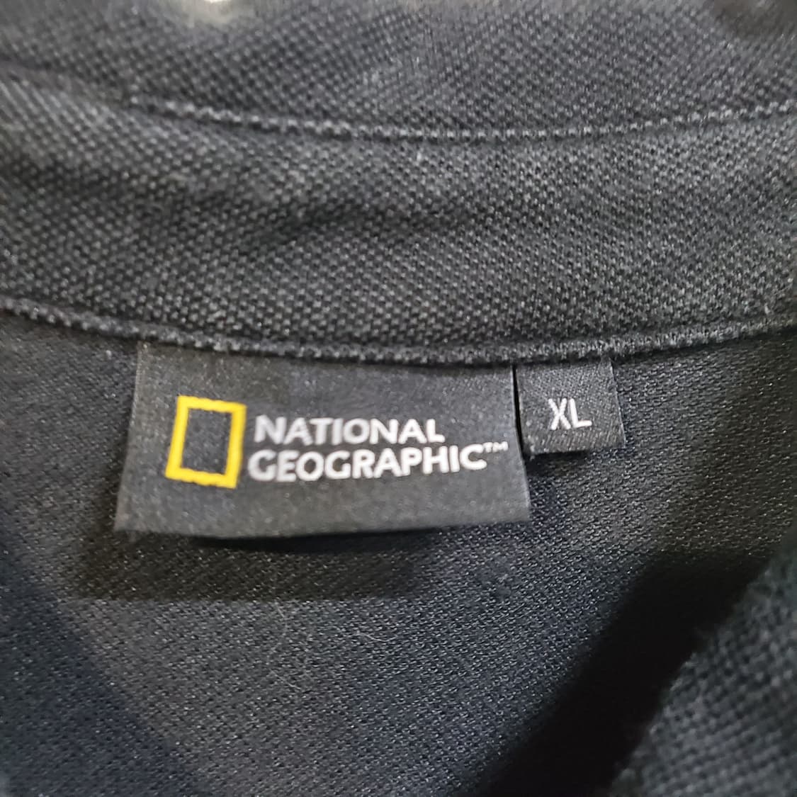 내셔널지오그래픽 블랙 반팔 폴로티셔츠  상품이미지4