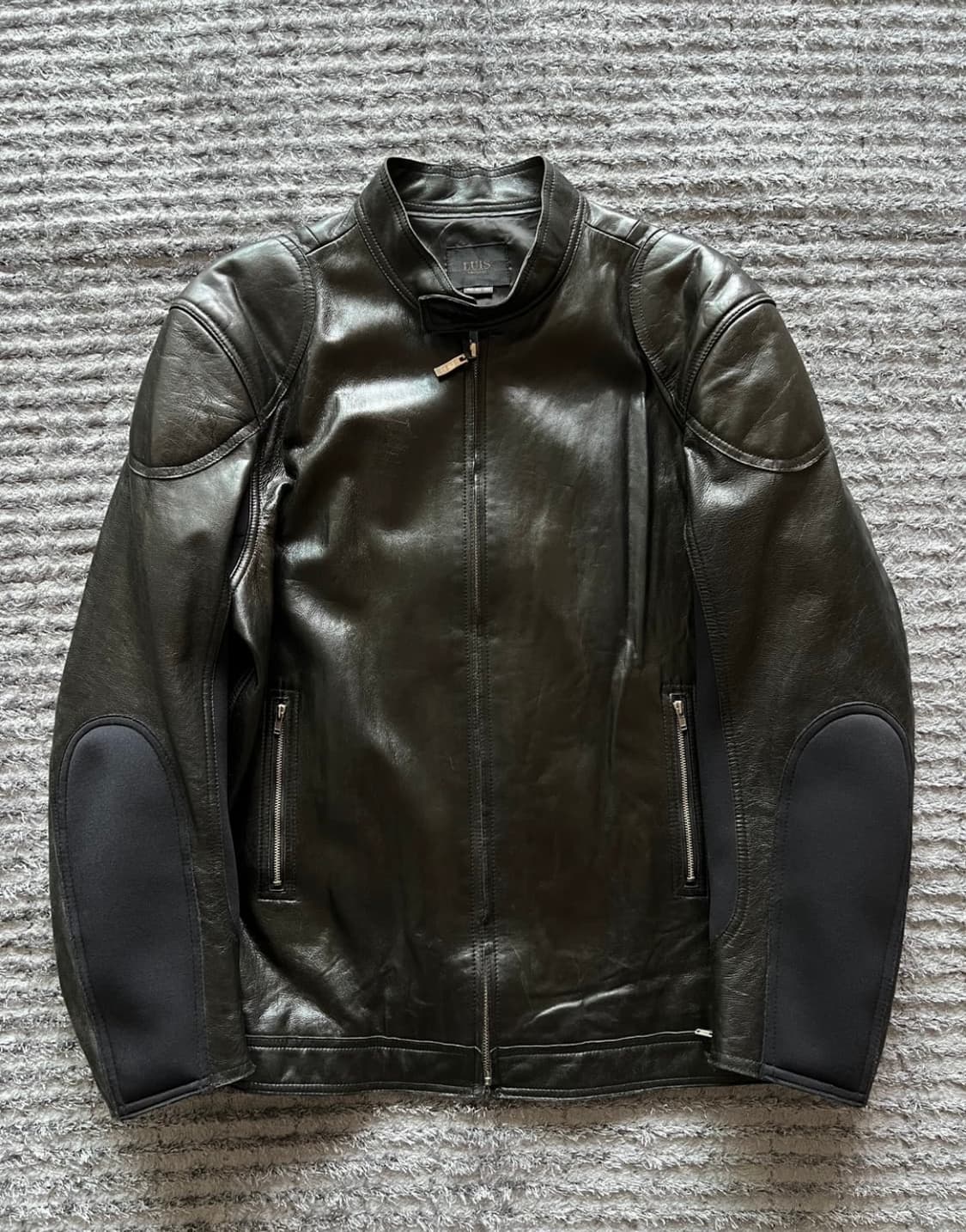 [OS] Luis 숄더 패디드 쉽 레더 자켓 상품이미지1