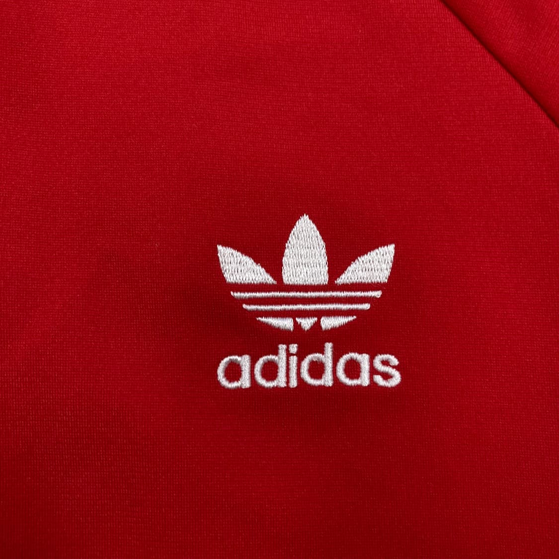 아디다스 레드 컬러 슈퍼스타 트랙탑 상품이미지2
