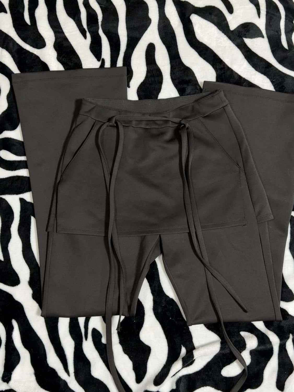 헬레네파리스 레이어드 스커트 부츠컷 팬츠 상품이미지7