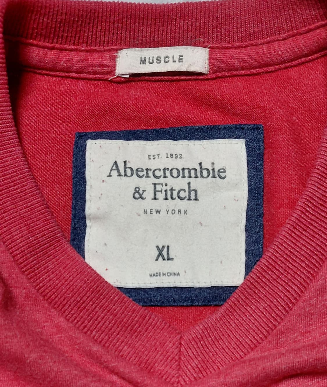아베크롬비 & 피치 정품 머슬 핏 브이넥 반팔 티셔츠 (XL) 상품이미지3