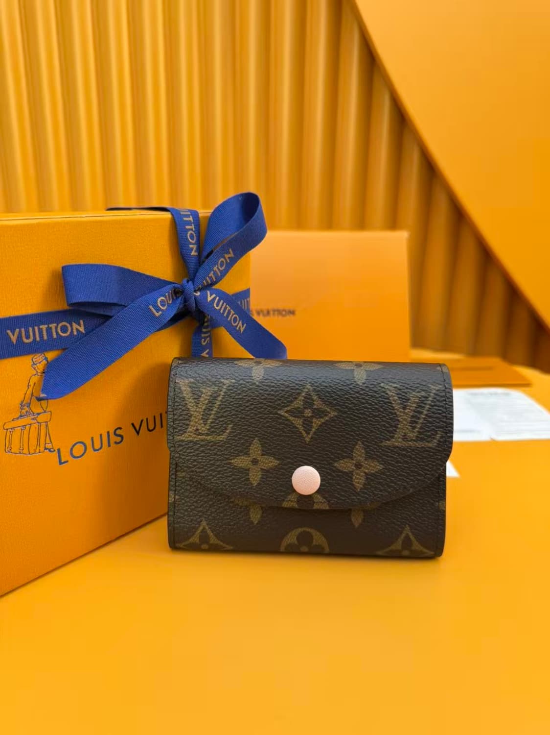 루이비통 로잘리 코인 퍼스 모노그램 로즈 발레린 상품이미지6