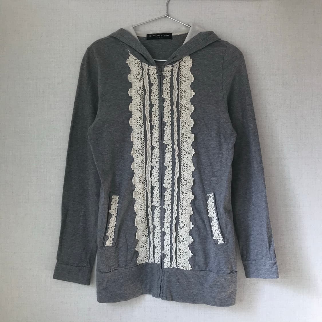 lace detail hoodie  상품이미지1