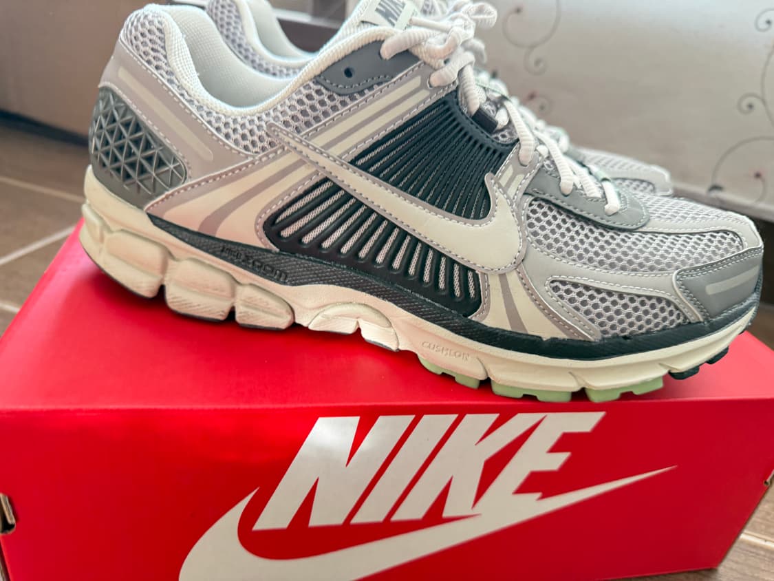 나이키 줌보메로5 코블스톤 w290(m285) 상품이미지3