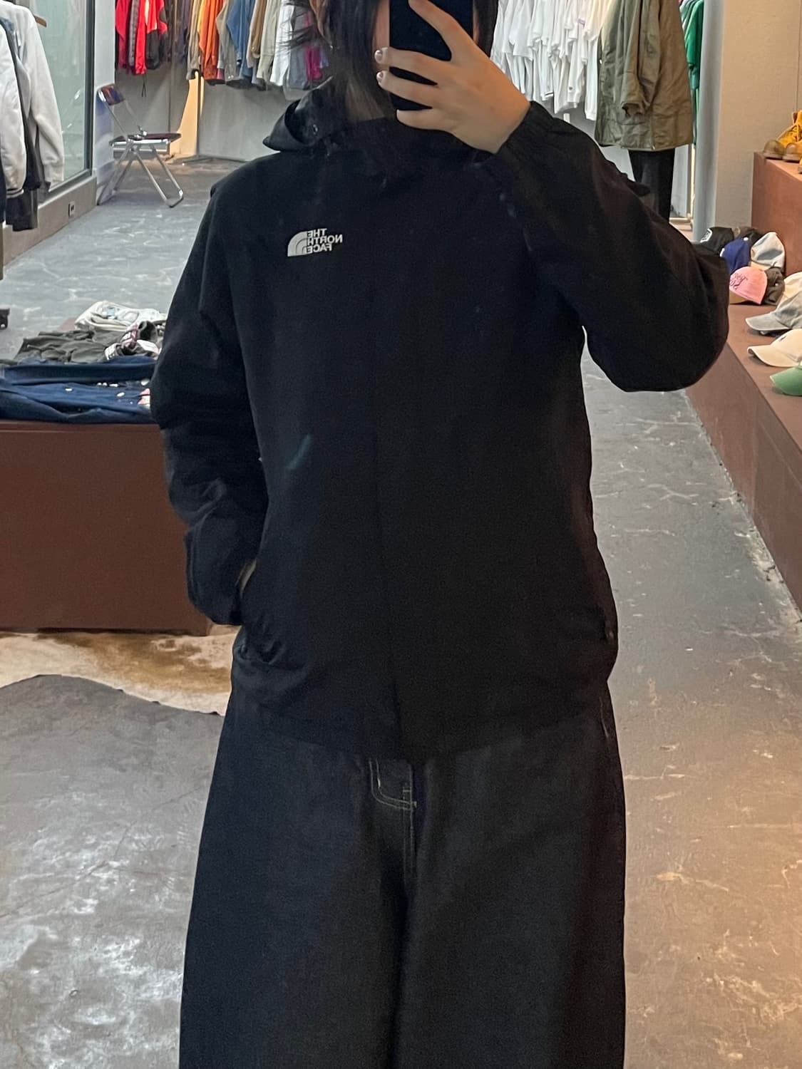 노스페이스 블랙 후드 바람막이 H2159 상품이미지1