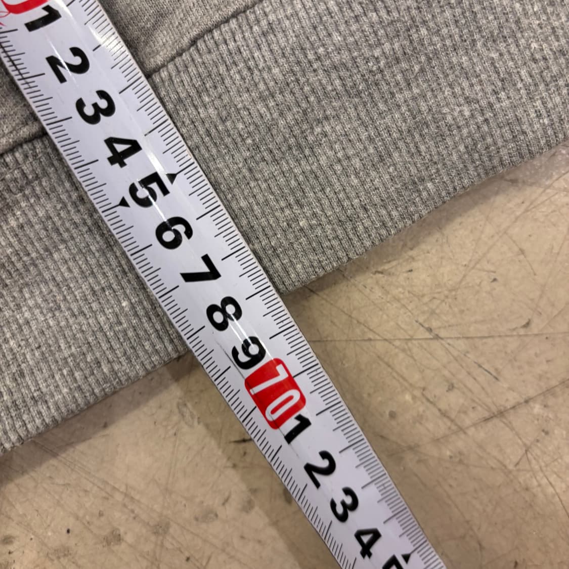 뉴발란스 스포츠 클럽 빅로고 맨투맨 상품이미지4