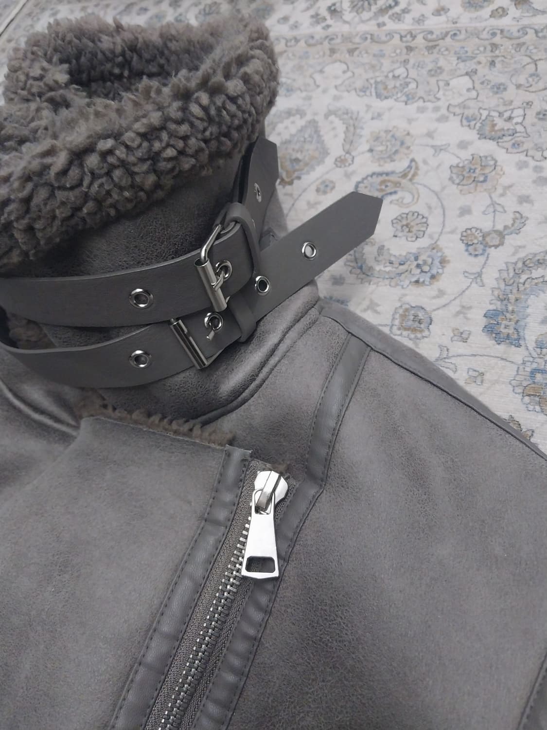 자라 무스탕 자켓 그레이 S(크게나옴) 상품이미지2