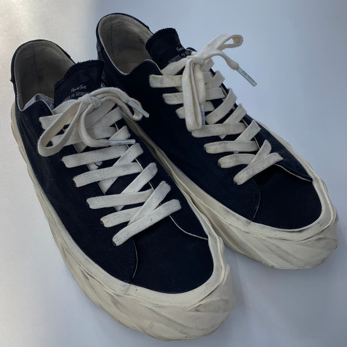 에이지 스니커즈 (AGE Sneakers) 상품이미지2