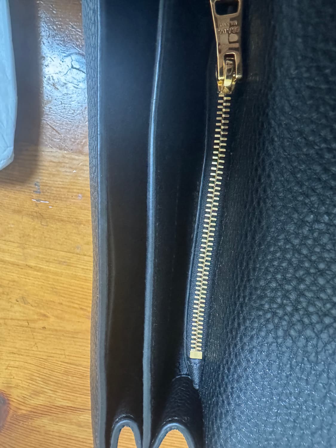 프라다 비텔로 다이노 숄더 크로스백 오늘만 100에 쿨거 상품이미지3