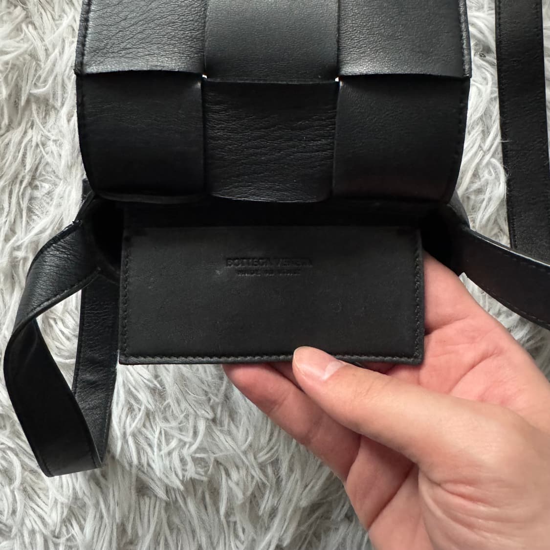 BOTTEGA VENETA 미니 레더 카세트백 블랙 보테가베네타 미니백 상품이미지7