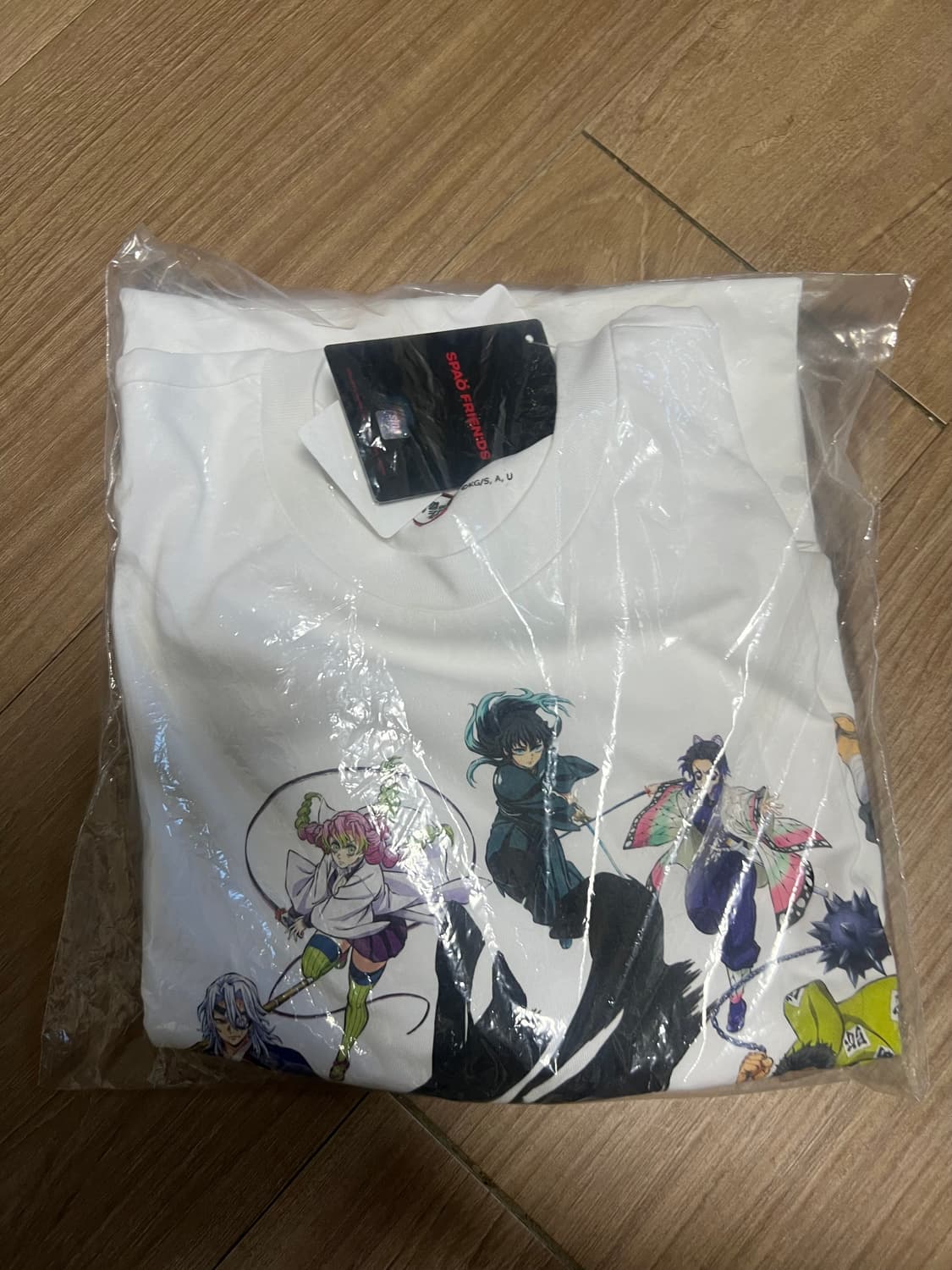 [M,L] 스파오 귀멸의칼날 반팔 티셔츠 믹스 미개봉새상품 상품이미지2