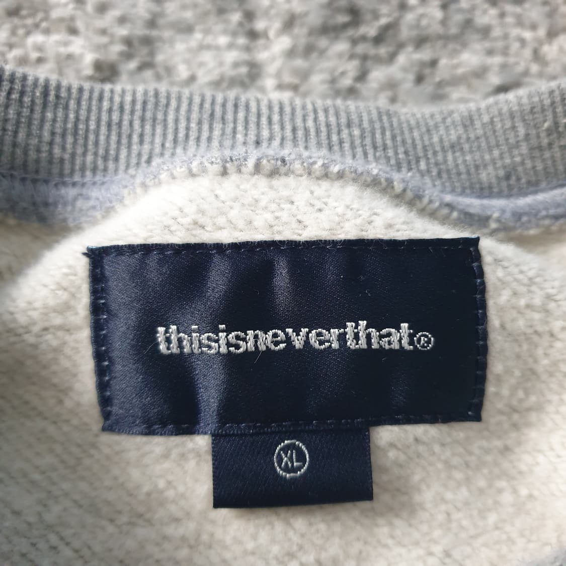 [무료배송] thisisneverthat 맨투맨 상품이미지2