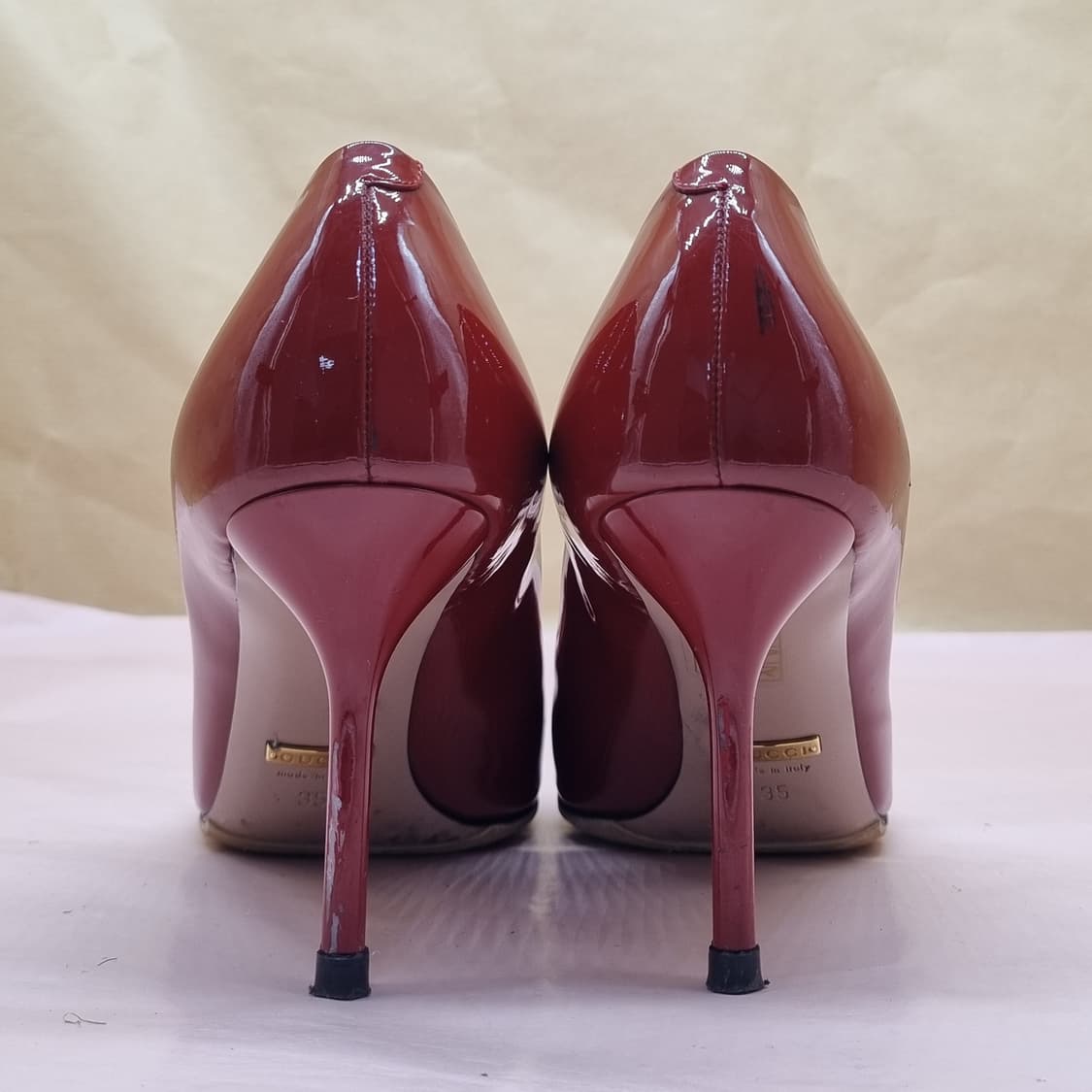 구찌 페이턴트 가죽 펌프스힐 35 230 굽8.5 상품이미지4