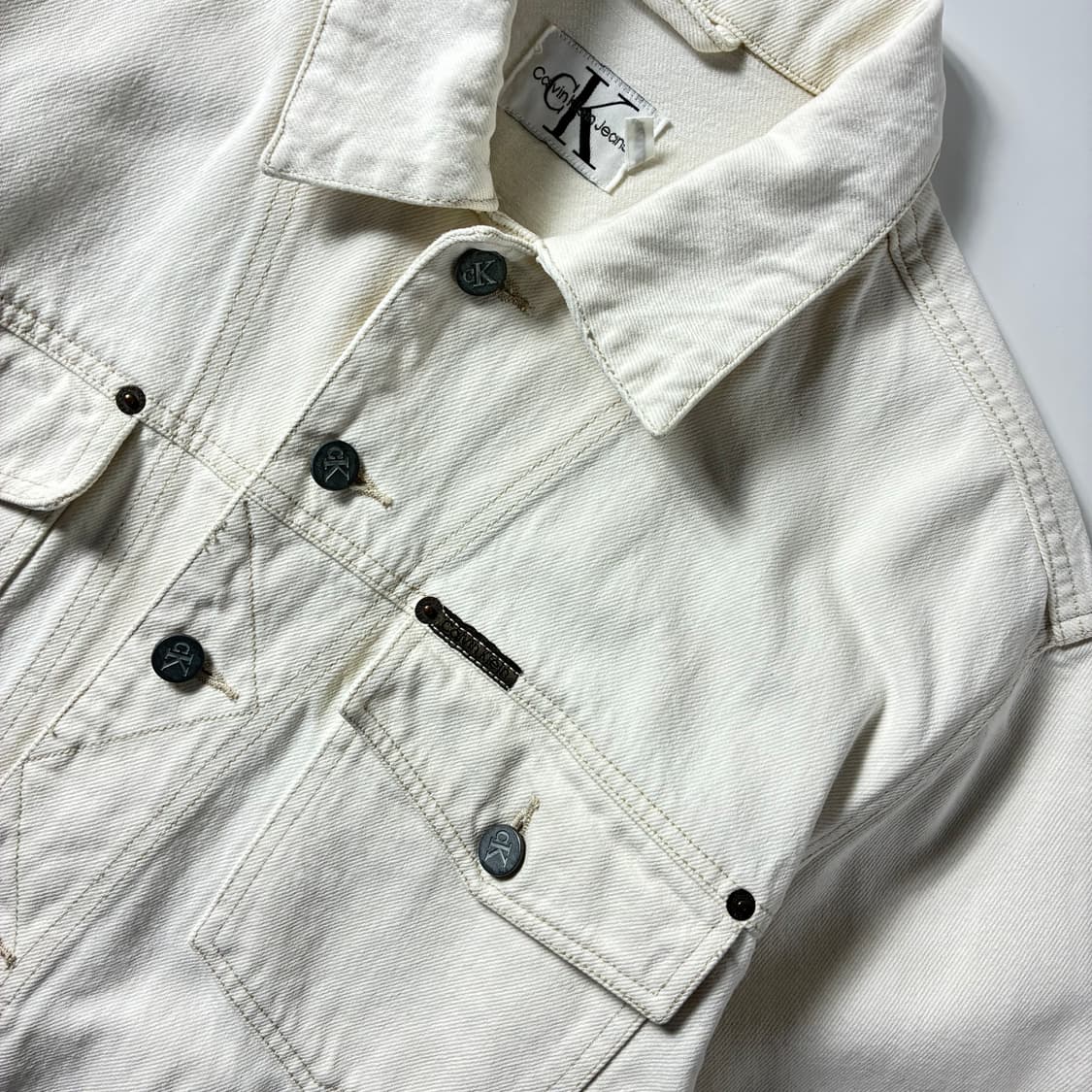 Calvin klein  캘빈 클라인 화이트 데님 트러커 자켓  상품이미지3