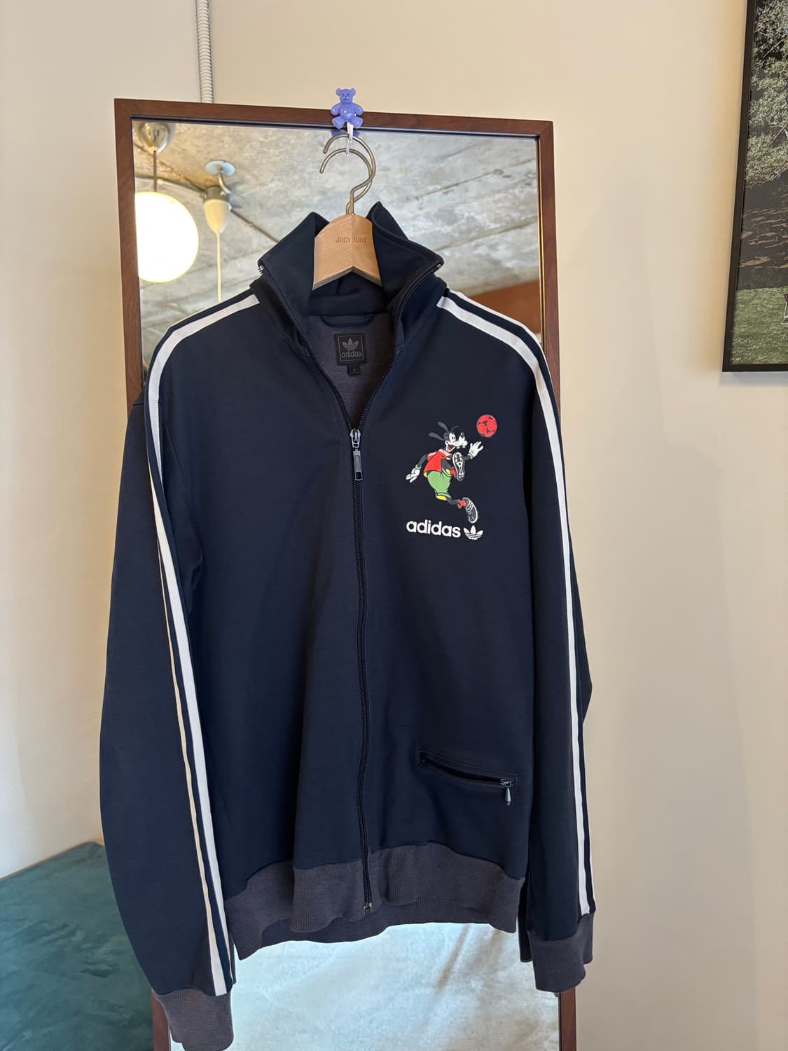 아디다스 구피 콜라보 트랙탑 네이비 상품이미지1