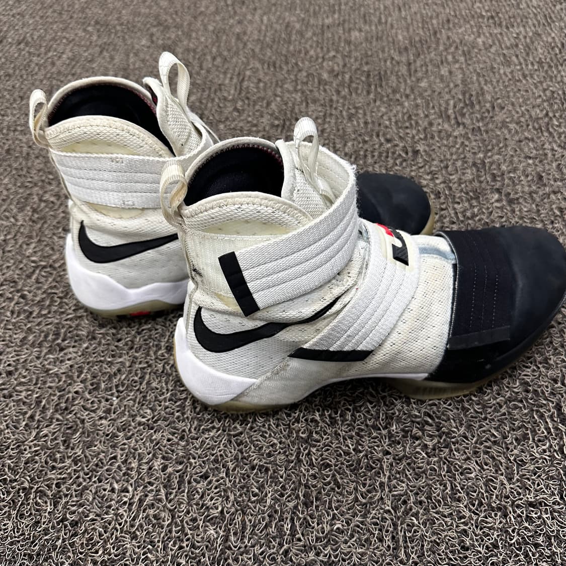 NIKE 나이키 르브론 솔져 농구화 275 상품이미지4