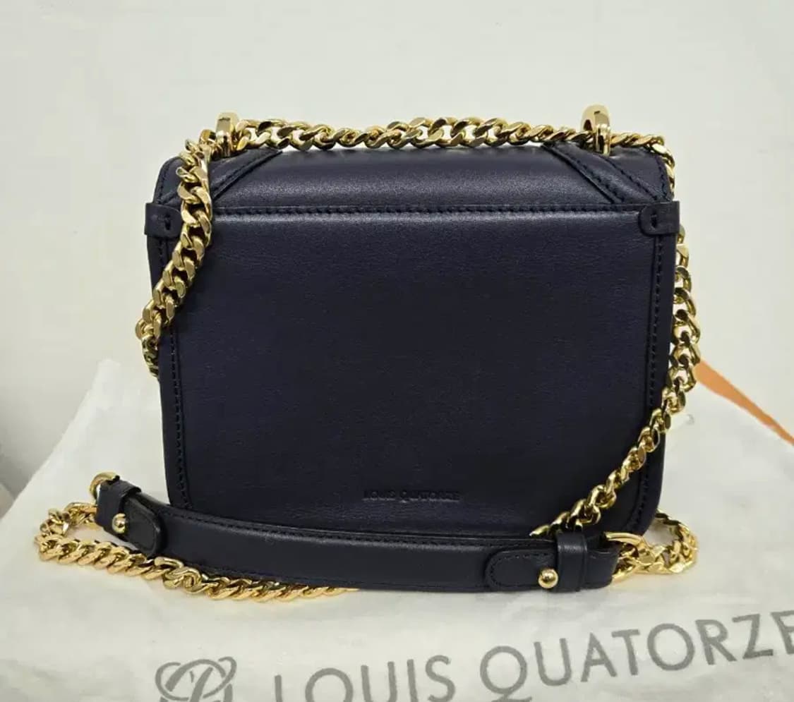 [정가60] 루이까또즈 금장 체인백 바이올랫
 상품이미지2