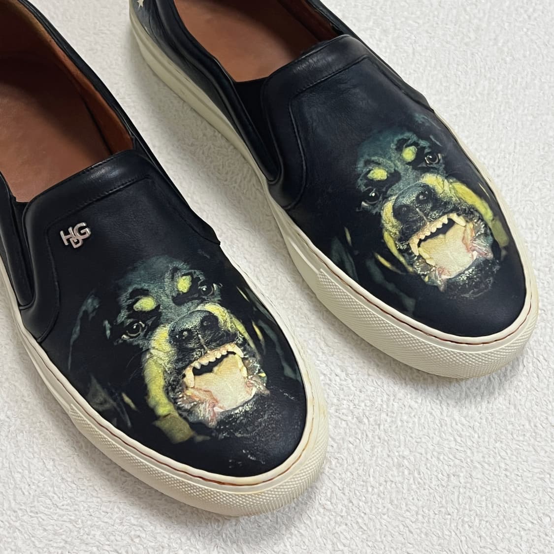 지방시 로트와일러 슬립온 상품이미지2