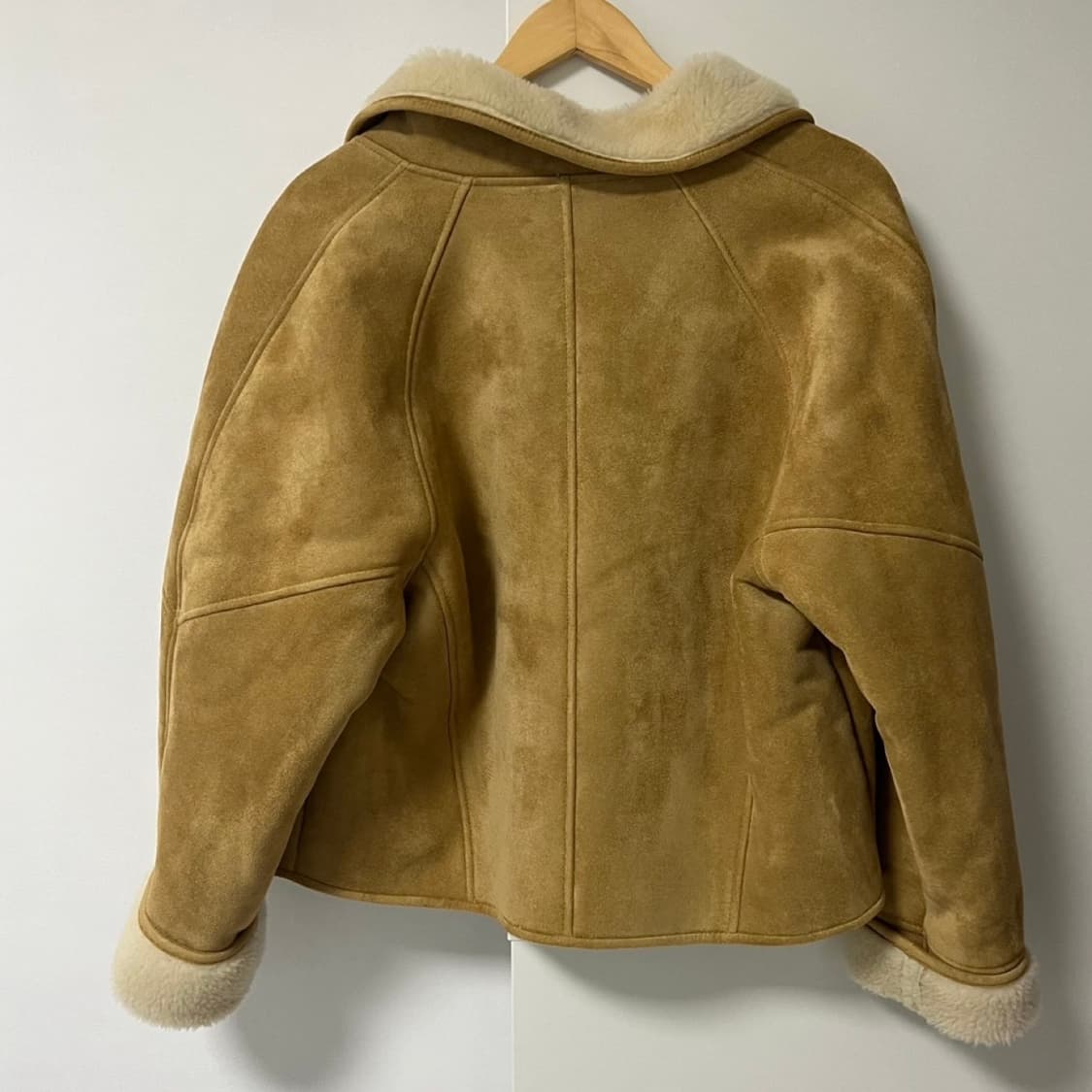 르 베이지 시어링 무스탕 상품이미지5