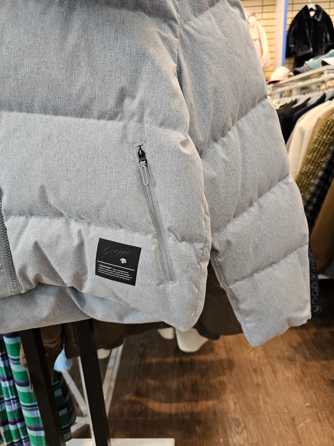 no.107 데상트 덕다운 숏패딩 크롭패딩 (XS) 상품이미지3