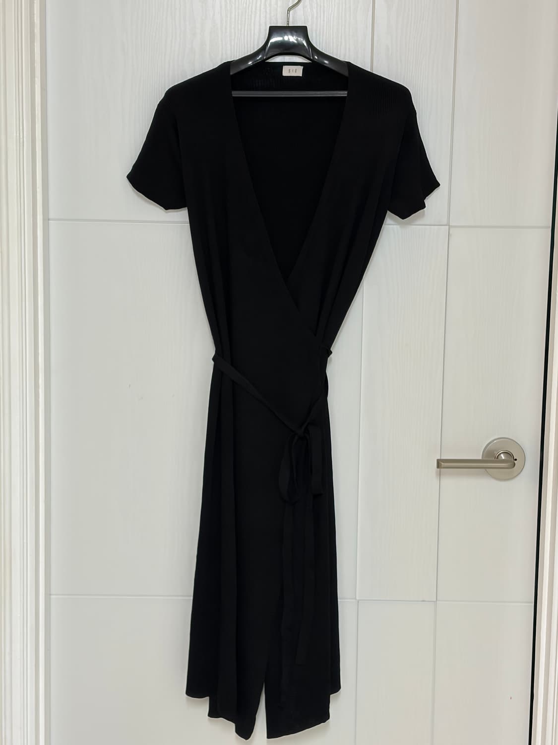 SIE 블랙 골지 니트  랩 원피스 (F) 상품이미지6