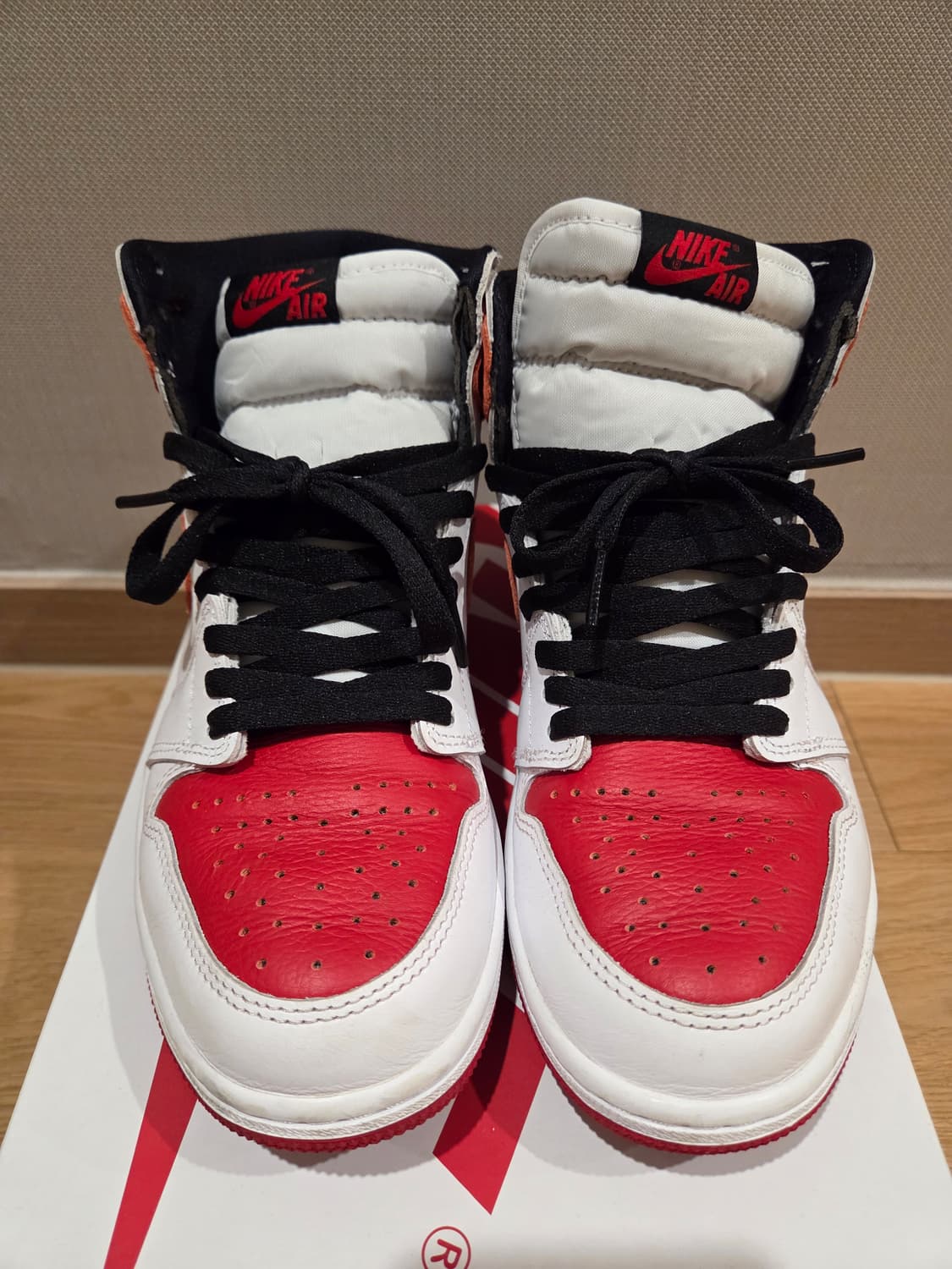 나이키 에어 조던 1 레트로 하이 OG 헤리티지 260 상품이미지1