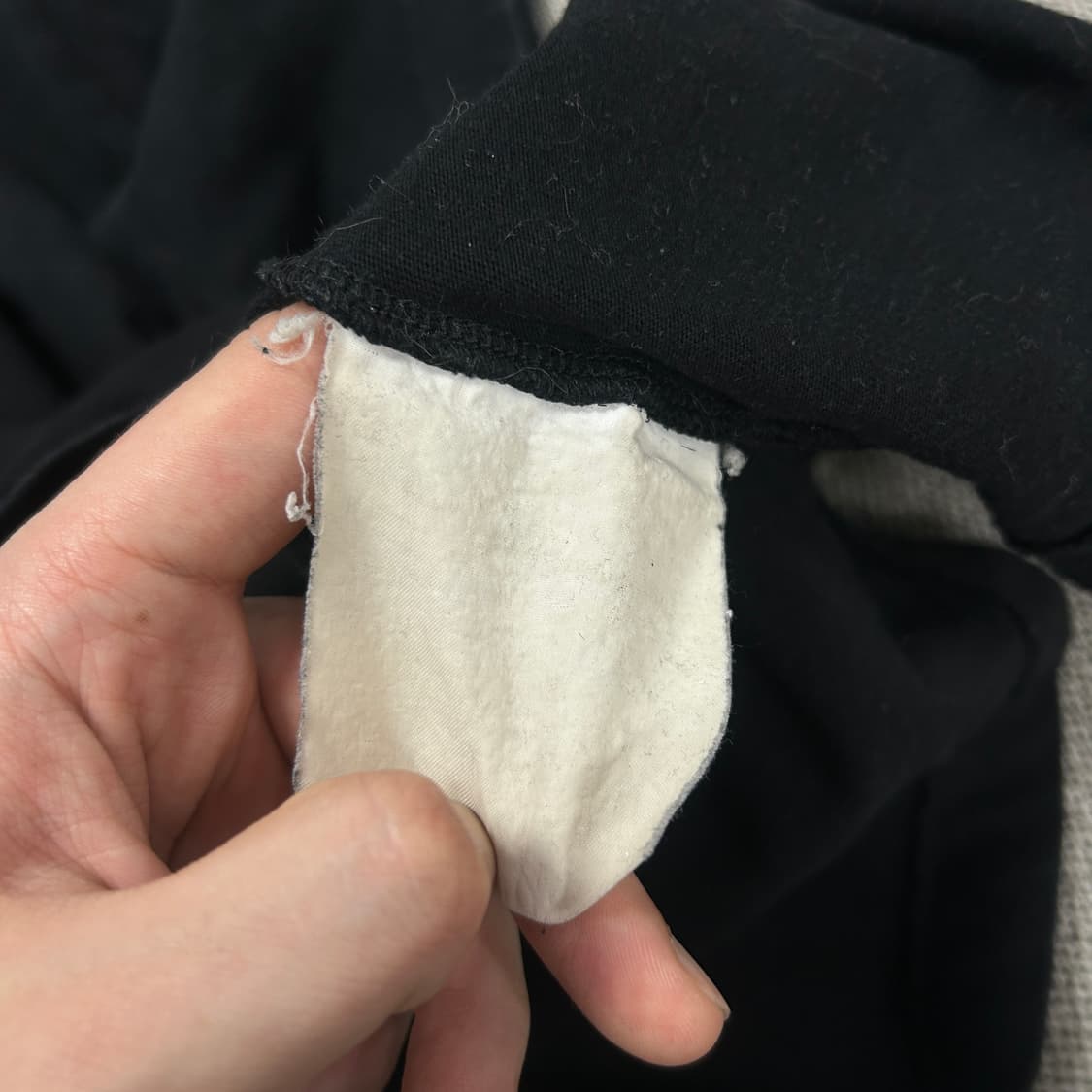 꼼데가르송 더블하트 블랙 반팔(L) 상품이미지3