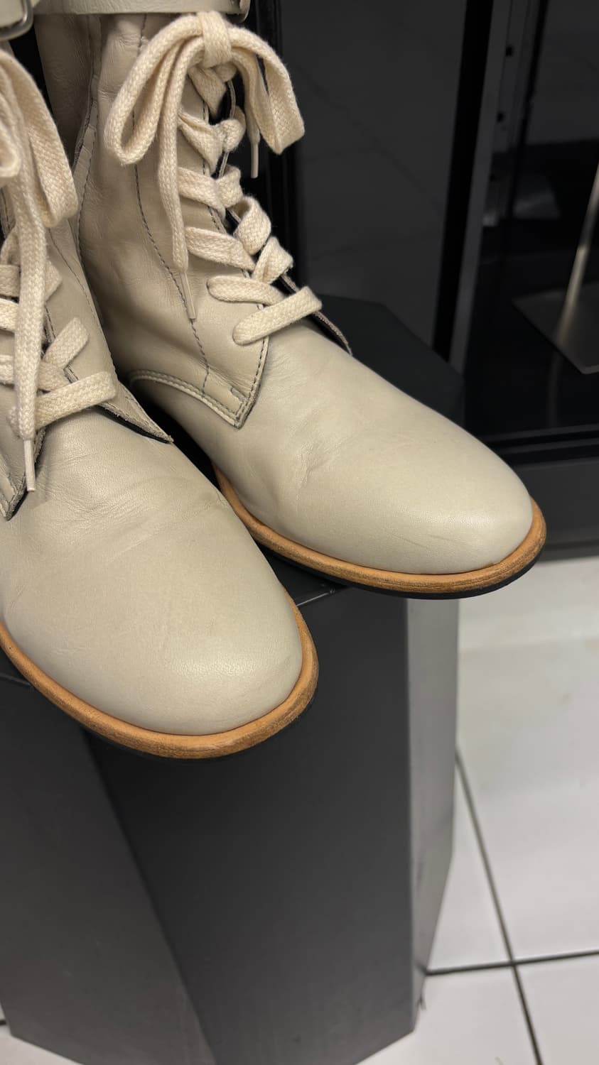 Y’S ivory lace-up strap boots 상품이미지4