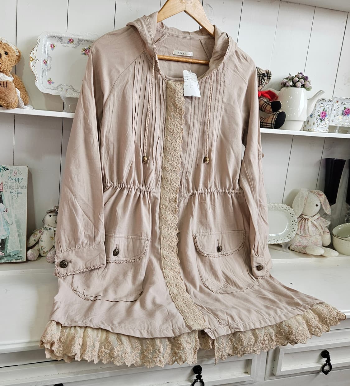 엑시즈팜(Axes Femme) 레이스 레이어드 후드 코트 상품이미지2