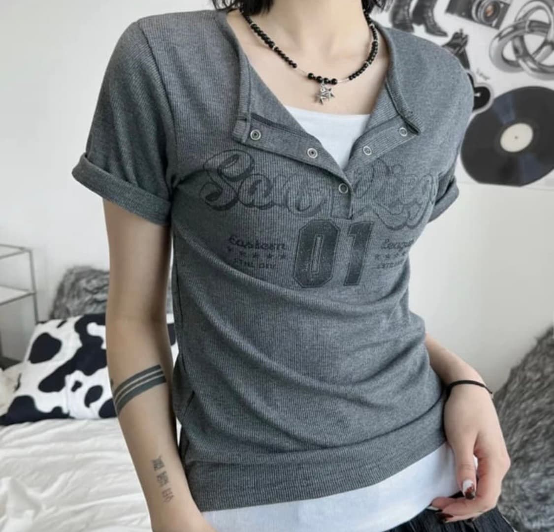 빈티지 y2k 단추 카라 골지 반팔티 차콜 상품이미지1