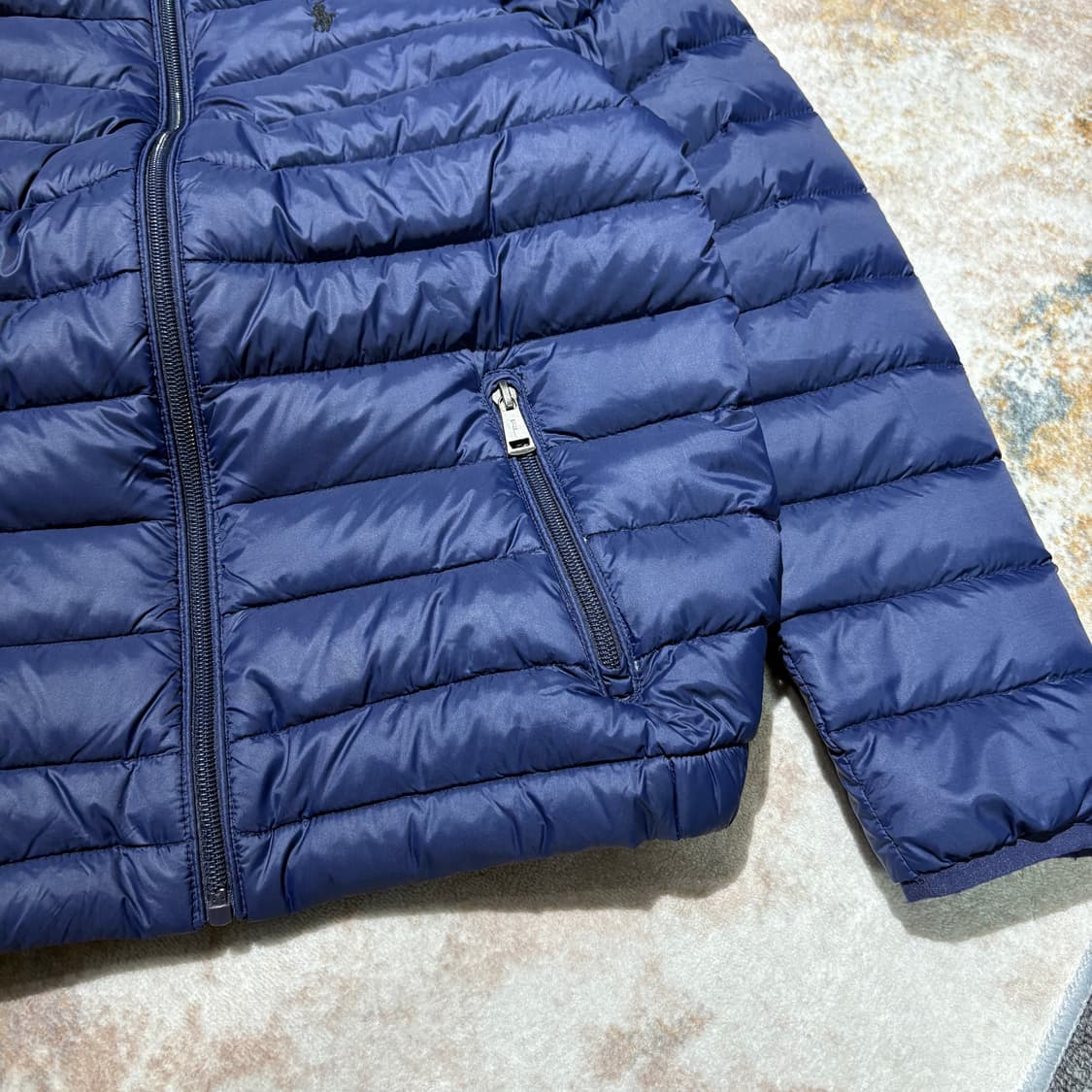 폴로 빈티지 네이비 경량후드패딩 상품이미지3