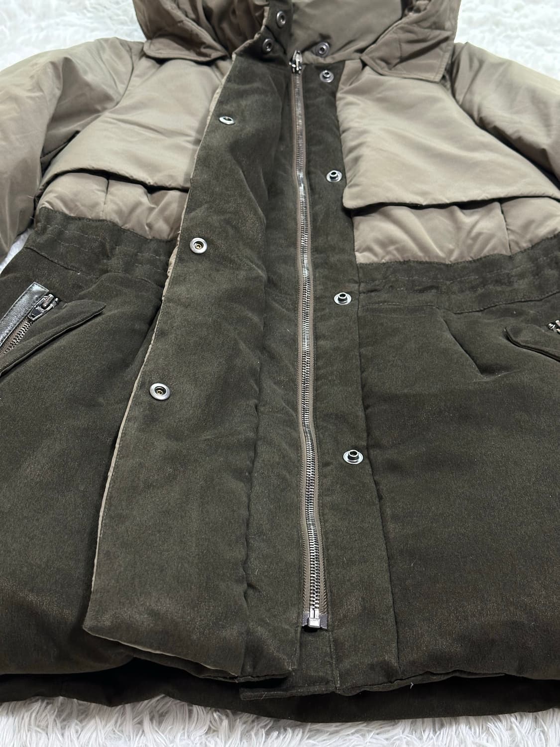 시슬리 여성 카키 패딩 42사이즈 (55) 상품이미지7